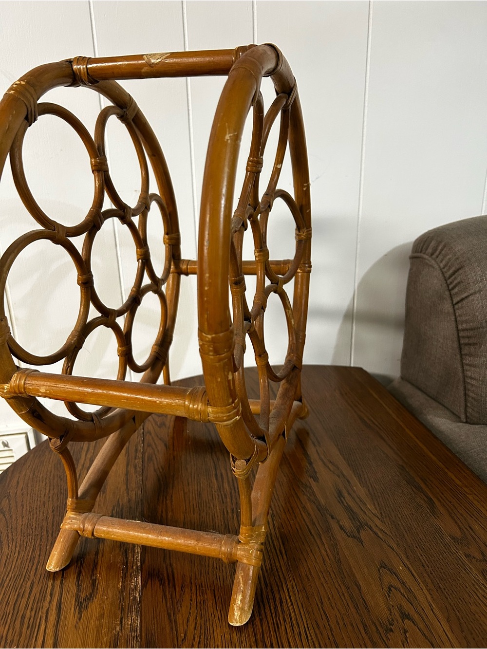 Vintage Rattan Wine Bottle Holder - Golden Brown - Picture 2 of 4